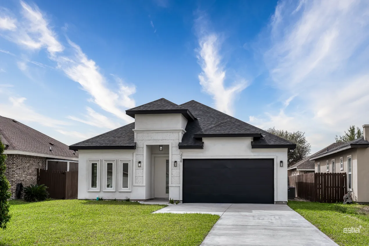 RodzCapital team working on real estate development in Edinburg, Texa